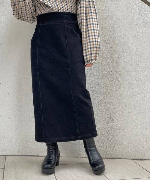 MAJESTIC LEGON（マジェスティックレゴン）の「スリムストレッチIラインスカート（デニムスカート・レディース・ブラック/ネイビー・MEDIUM/SMALL）」の6枚目の写真