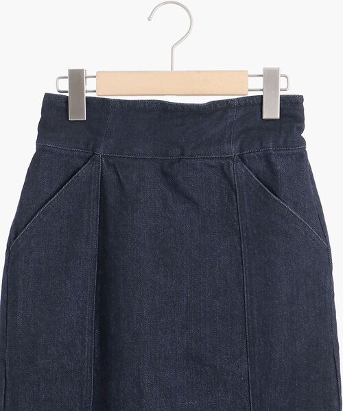 MAJESTIC LEGON（マジェスティックレゴン）の「スリムストレッチIラインスカート（デニムスカート・レディース・ブラック/ネイビー・MEDIUM/SMALL）」の17枚目の写真