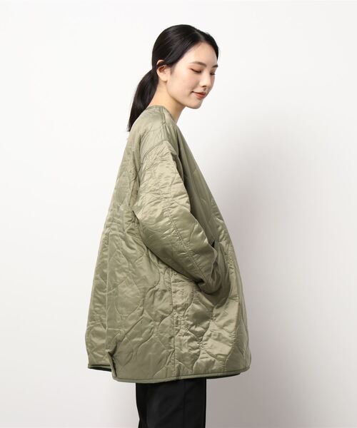 Samansa Mos2(サマンサ モスモス)の「ノーカラーキルティングブルゾン(ブルゾン・レディース・ベージュ/カーキ/マスタード/チャコール・フリ-)」の7枚目の写真