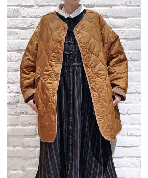 Samansa Mos2(サマンサ モスモス)の「ノーカラーキルティングブルゾン(ブルゾン・レディース・ベージュ/カーキ/マスタード/チャコール・フリ-)」の4枚目の写真