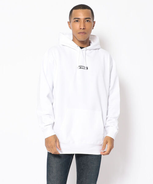 AVIREX（アヴィレックス）の「【直営店限定】バンダナ ボックス ロゴ パーカー / BANDANA PRINT BOX LOGO PARKA Ⅱ / アヴィレックス（パーカー・メンズ・ブラック系その他/ブラック/レッド系その他/レッド・XX-LARGE/X-LARGE/MEDIUM/LARGE）」の18枚目の写真