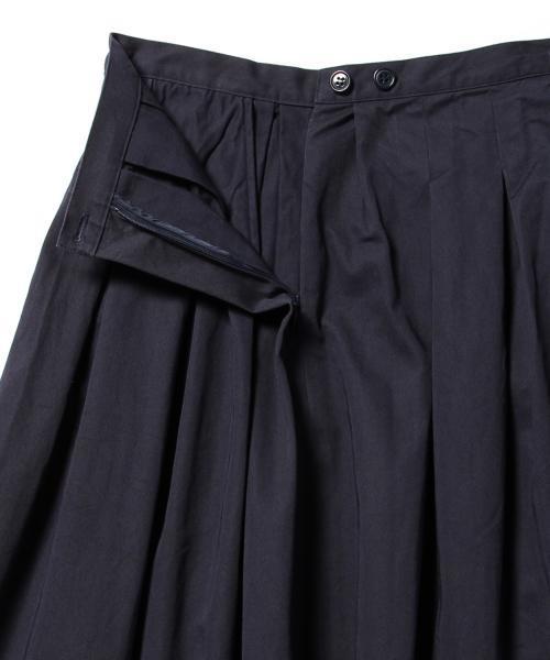 BEAMS BOY（ビームスボーイ）の「【FUDGE5月号掲載】BEAMS BOY / チノプリーツ スカート（スカート・レディース・カーキ/ネイビー・ONE SIZE）」の8枚目の写真