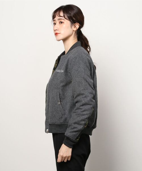 A BATHING APE（アベイシングエイプ）の「WOOL BOMBER JACKET L（ブルゾン・レディース・グレー/バーガンディー・SMALL/X-SMALL）」の6枚目の写真