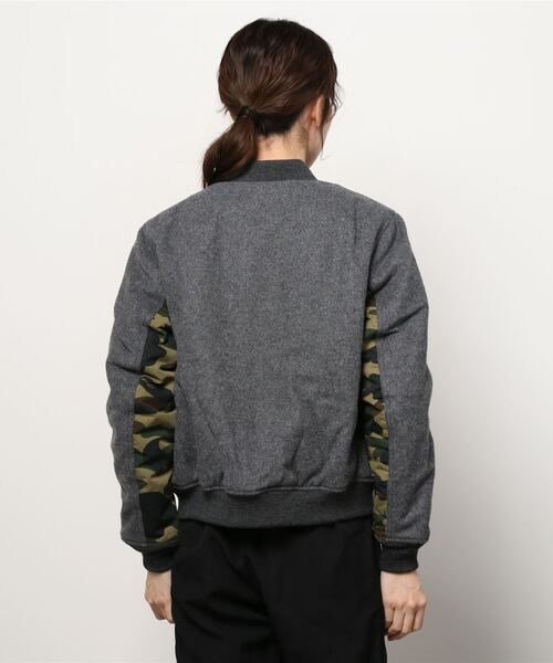 A BATHING APE（アベイシングエイプ）の「WOOL BOMBER JACKET L（ブルゾン・レディース・グレー/バーガンディー・SMALL/X-SMALL）」の5枚目の写真
