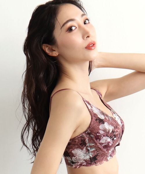 aimerfeel(エメフィール)の「×【シックでエレガントな花柄レースで大人っぽく】マチュアフラワー カシュクールレース脇高ブラ(R) 単品ブラジャー(ブラジャー・レディース・ボルドー/チャコールグレー/オフホワイト・D70/C65/E70/E75/D65/B75/B70/B65/C75/E65/C70/D75/E80/B80/D80/C80)」の19枚目の写真