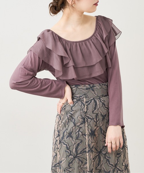 natural couture(ナチュラルクチュール)の「【WEB限定】osonoシアーフリルデザインカットプルオーバー(Tシャツ/カットソー・レディース・ブラック/ベージュ/オフホワイト/モカ・FREE)」の4枚目の写真