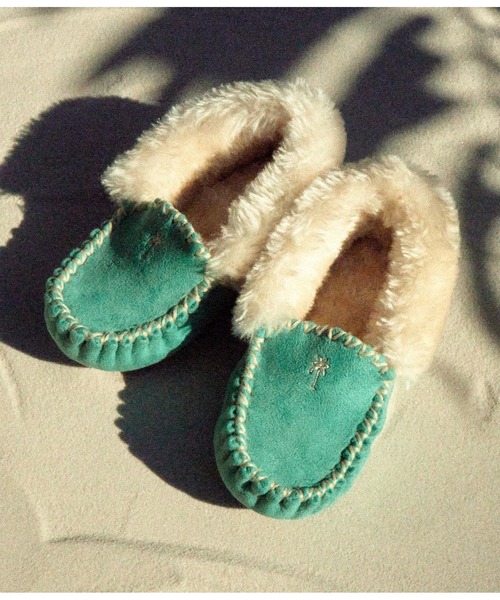 anap mimpi（アナップミンピ）の「【KIDS】パームツリー刺繍モカシンシューズ（モカシン/デッキシューズ・キッズ・ピンク/ラベンダー/ターコイズブルー/グレイッシュベージュ・16/17/18/19）」の3枚目の写真