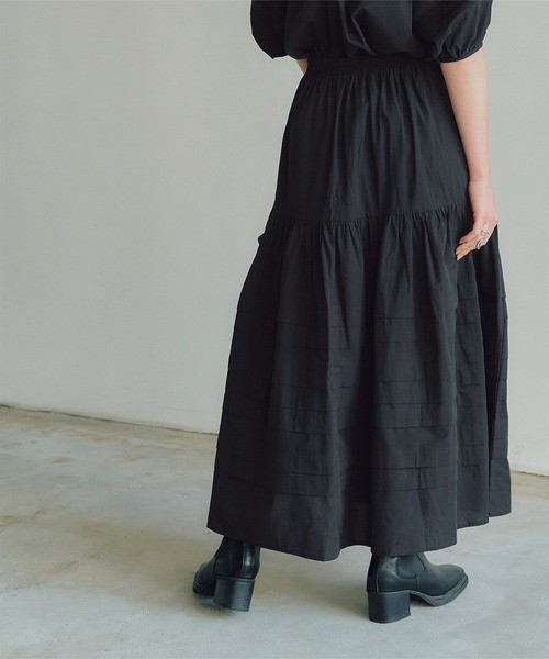 titivate（ティティベイト）の「ﾃﾞｻﾞｲﾝﾀｯｸﾎﾞﾘｭｰﾑｽｶｰﾄ（スカート・レディース・オフホワイト/パープル/オレンジ/ブラック・M/L/S）」の2枚目の写真