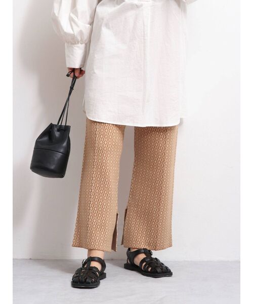 Ungrid(アングリッド)の「【WEB限定】ジャカード編みニットパンツ(その他パンツ・レディース・ブラウン/カーキ/キャメル・FREE)」の11枚目の写真