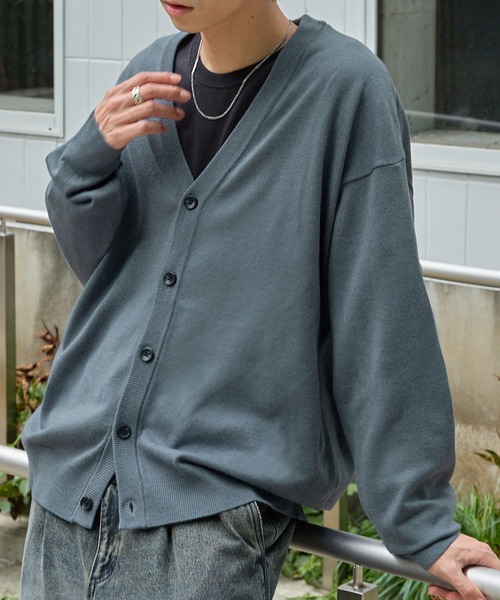 MONO-MART（モノマート）の「ハイゲージカラーリングニットオーバールーズカーディガン（カーディガン/ボレロ・レディース・ダークグリーン/グリーン/ブラック/ピンク系/ベージュ/オレンジ/チャコール/レッド/ネイビー/イエロー/アイボリー/グリーン系/ブルー/ブラック系/ブラック系2/アイボリー系/ネイビー系/ブラック系3/ネイビー系2/ブラック系4/ブルー系2/パープル/ライトグリーン/ダークブラウン/モカ/グレイッシュブルー・S/M/L/XL）」の18枚目の写真