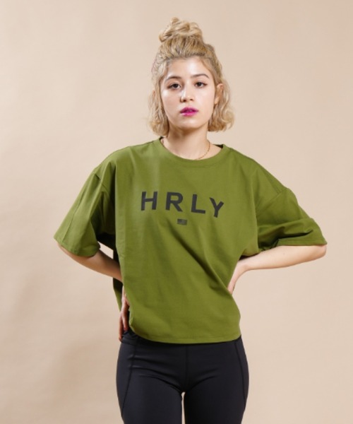 Hurley （ハーレー）の「Hurley/ハーレー 水陸両用ショート丈フロントロゴTシャツ/ラッシュガード   WSS2200010（Tシャツ/カットソー・レディース・ホワイト/ブラック/カーキ・S/M）」の3枚目の写真