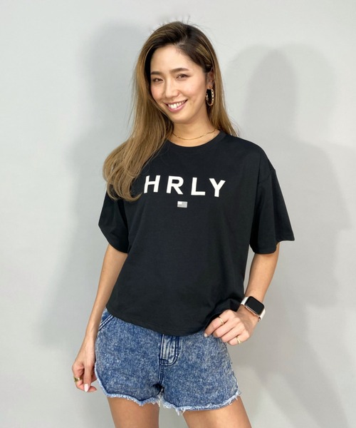 Hurley （ハーレー）の「Hurley/ハーレー 水陸両用ショート丈フロントロゴTシャツ/ラッシュガード   WSS2200010（Tシャツ/カットソー・レディース・ホワイト/ブラック/カーキ・S/M）」の20枚目の写真