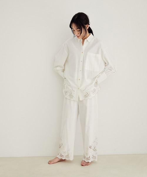 SALON adam et rope'（サロン アダム エ ロペ）の「【洗える】裾スカラップパンツ（その他パンツ・レディース・ホワイト/ブラック・FREE）」の13枚目の写真