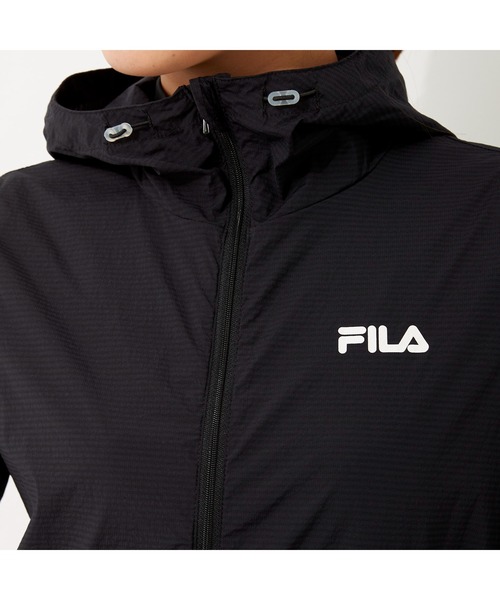FILA GOLF(フィラゴルフ )の「FILA GOLF/フィラゴルフ ストレッチ ハイネックフード ポケッタブルジャケット/撥水加工 収納袋付き/ゴルフウェア/レディース(その他アウター・レディース・ブルー/ブラック・L/LL/M)」の10枚目の写真
