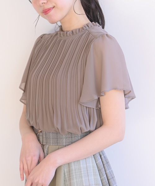 フリルネックフレアー袖プリーツブラウス