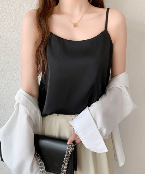 ABITOKYO(アビトーキョー)の「インナーとしても便利!セクシーサテン風キャミソールトップス(キャミソール・レディース・ブラック/グレー/オフホワイト/モカ/ライトグリーン・M/L)」の9枚目の写真