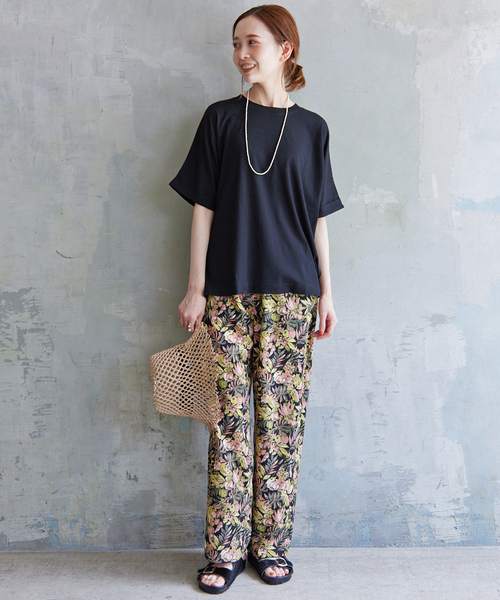 SLOBE IENA（スローブイエナ）の「袖ターンバックTEE◆（Tシャツ/カットソー・レディース・グレー系その他/ブラック/グリーン/ブラウン・FREE）」の5枚目の写真