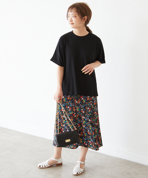 SLOBE IENA（スローブイエナ）の「袖ターンバックTEE◆（Tシャツ/カットソー・レディース・グレー系その他/ブラック/グリーン/ブラウン・FREE）」の10枚目の写真