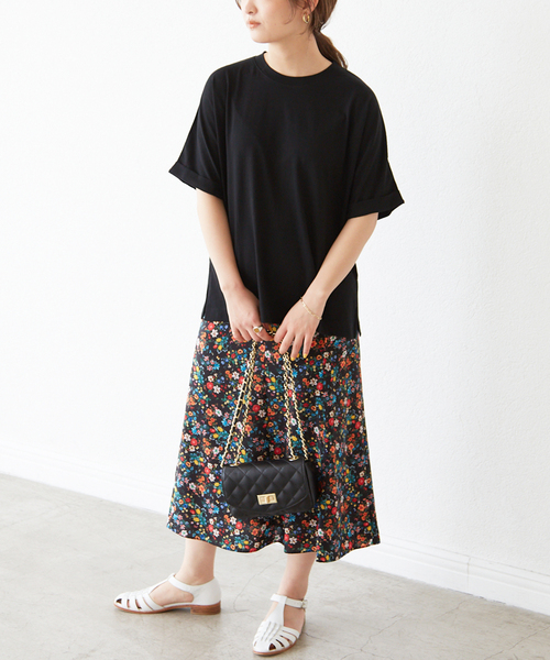 SLOBE IENA（スローブイエナ）の「袖ターンバックTEE◆（Tシャツ/カットソー・レディース・グレー系その他/ブラック/グリーン/ブラウン・FREE）」の11枚目の写真