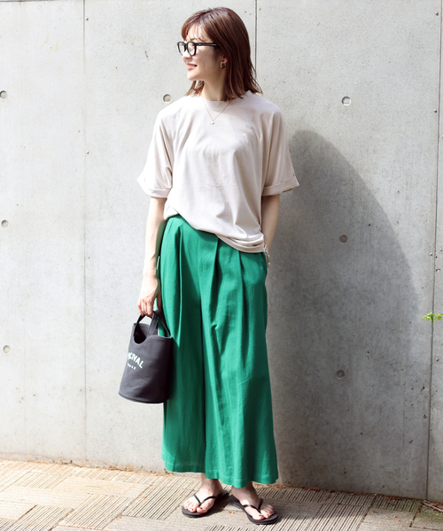 SLOBE IENA（スローブイエナ）の「袖ターンバックTEE◆（Tシャツ/カットソー・レディース・グレー系その他/ブラック/グリーン/ブラウン・FREE）」の17枚目の写真