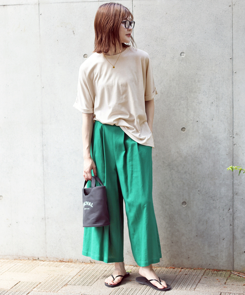 SLOBE IENA（スローブイエナ）の「袖ターンバックTEE◆（Tシャツ/カットソー・レディース・グレー系その他/ブラック/グリーン/ブラウン・FREE）」の18枚目の写真