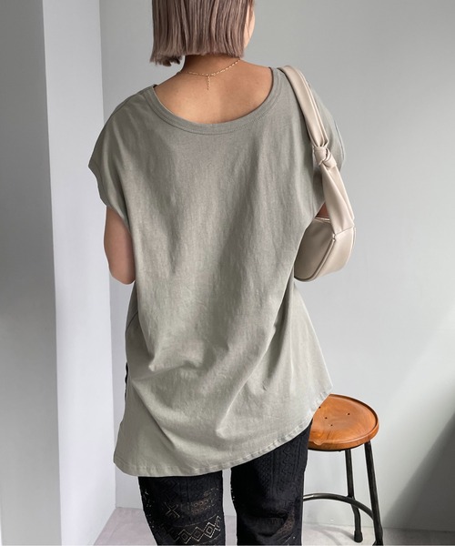 CAPRICIEUX LE'MAGE（カプリシューレマージュ）の「2WAYフレンチTシャツ（Tシャツ/カットソー・レディース・オフホワイト/カーキ・FREE）」の5枚目の写真