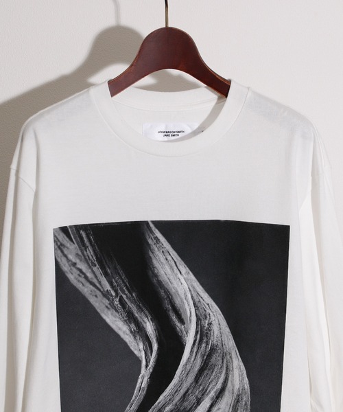 JANESMITH(ジェーンスミス)の「JANESMITH ジェーンスミス / SEED POD AND DRIDE FLOWER LONG SLEEVE T-SHIRT グラフィックプリントビッグシルエットロンT / 22WCT-#453S-SL(Tシャツ/カットソー・レディース・ホワイト/ブラック・SMALL/MEDIUM/LARGE/X-LARGE)」の11枚目の写真