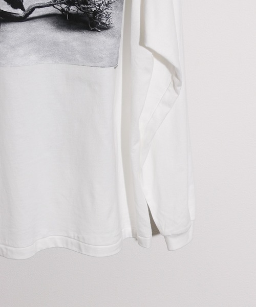 JANESMITH(ジェーンスミス)の「JANESMITH ジェーンスミス / SEED POD AND DRIDE FLOWER LONG SLEEVE T-SHIRT グラフィックプリントビッグシルエットロンT / 22WCT-#453S-SL(Tシャツ/カットソー・レディース・ホワイト/ブラック・SMALL/MEDIUM/LARGE/X-LARGE)」の12枚目の写真