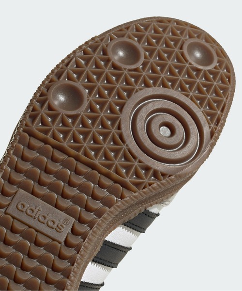 adidas（アディダス）の「サンバ ヴィーガン [Samba Vegan] アディダスオリジナルス (メンズ/レディース)（スニーカー・メンズ・ホワイト×ブラック/ホワイト・22.5cm/23.5cm/24.5cm/25.5cm/26.5cm/27.5cm/28.5cm/23.0cm/24.0cm/25.0cm/26.0cm/27.0cm/28.0cm/29.0cm/22.0cm）」の7枚目の写真