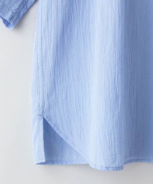 Blue Standard (ブルースタンダード)の「【BLUE STANDARD/ブルースタンダード】夏のシャリシャツ 強撚糸使用 7分袖 ビッグシルエット スキッパーシャツ(シャツ/ブラウス・メンズ・ネイビー/グリーン/ホワイト/ブルー/ダークベージュ・MEDIUM/X-LARGE/LARGE)」の14枚目の写真