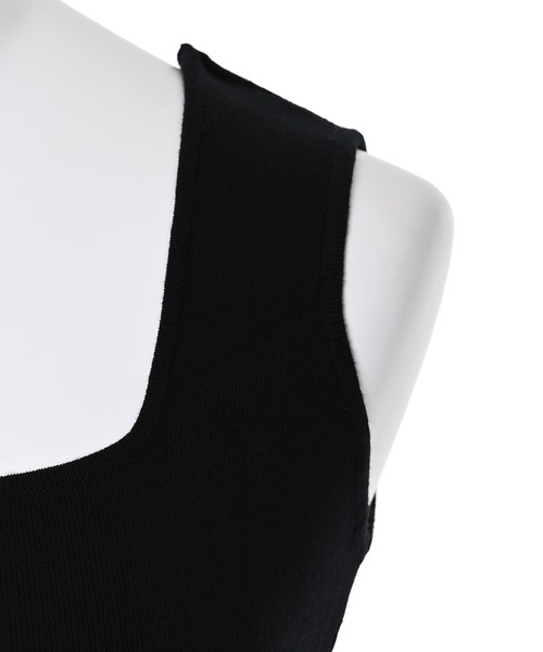 Narcissus(ナルシス)の「【Narcissus】スクエアノースリトップス(タンクトップ・レディース・ホワイト/ブラック・FREE)」の12枚目の写真