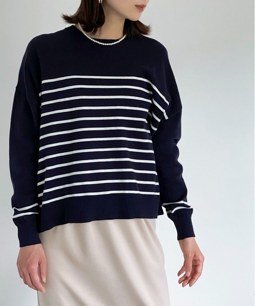 ottilie（オティーリエ）の「ボーダーニットプルオーバー（ニット/セーター・レディース・ホワイト×ブラック/ネイビー×ホワイト・FREE）」の2枚目の写真