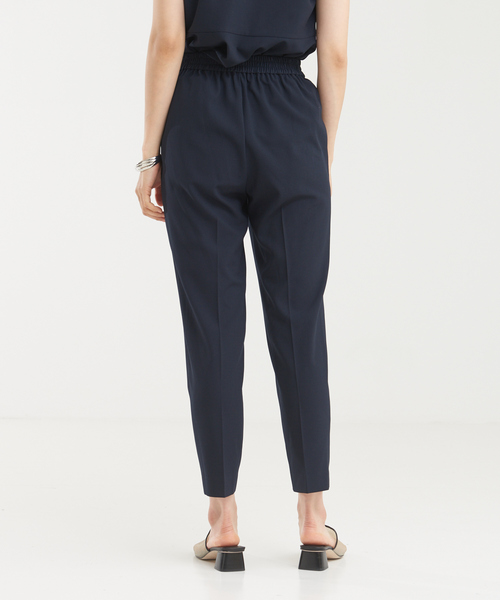 abahouse mavie（アバハウスマヴィ）の「【セットアップ】ストレッチノースリーブ&パンツセット（ワンピース・レディース・アイボリー/グレー系その他/ダークネイビー・36/38）」の5枚目の写真