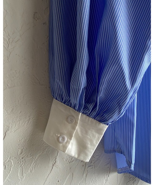 She's Closet（シーズクローゼット）の「バンドカラーボリュームスリーブ配色長袖ストライプシャツ（シャツ/ブラウス・レディース・ホワイト/ブルー・FREE）」の5枚目の写真