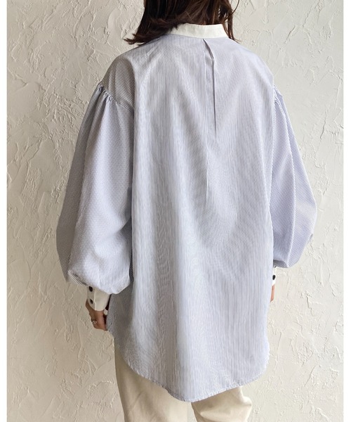 She's Closet（シーズクローゼット）の「バンドカラーボリュームスリーブ配色長袖ストライプシャツ（シャツ/ブラウス・レディース・ホワイト/ブルー・FREE）」の15枚目の写真