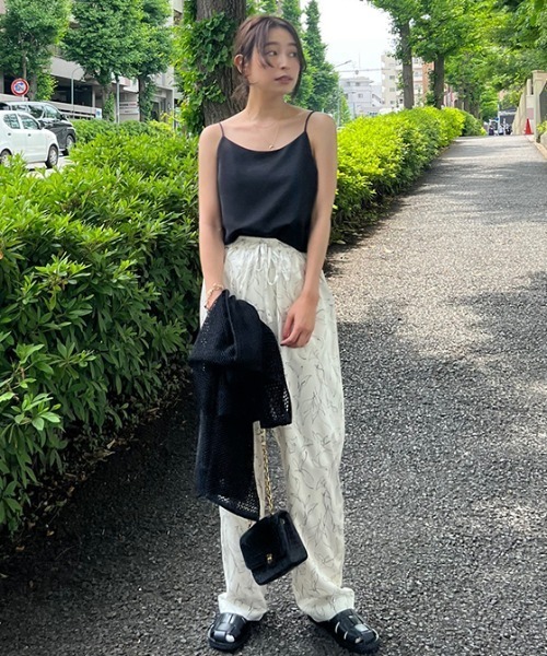 CREDONA（クレドナ）の「マットサテンキャミ（キャミソール・レディース・ブラック/ピンク/アイボリー・FREE）」の17枚目の写真