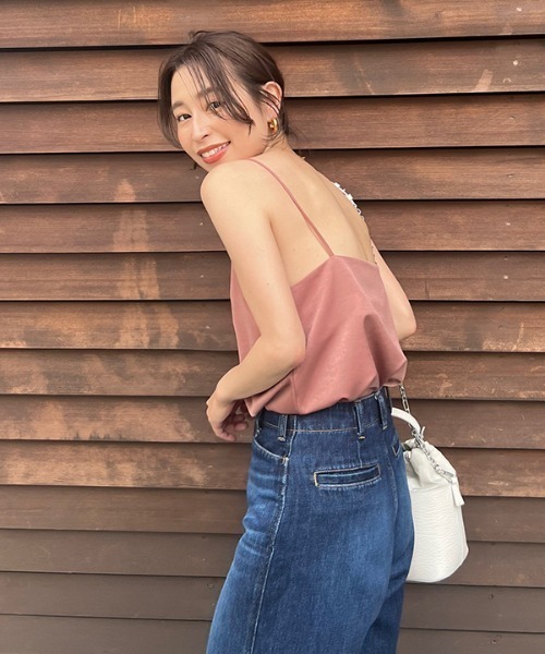 CREDONA（クレドナ）の「マットサテンキャミ（キャミソール・レディース・ブラック/ピンク/アイボリー・FREE）」の4枚目の写真