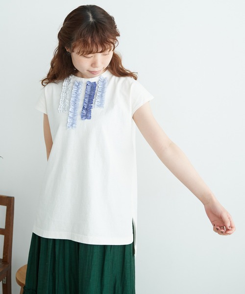 chambre de charme（シャンブルドゥシャーム）の「cdc UPサイクルフリルたたきつけ ノースリプルオーバー（Tシャツ/カットソー・レディース・ホワイト/サックスブルー/ネイビー・FREE）」の9枚目の写真