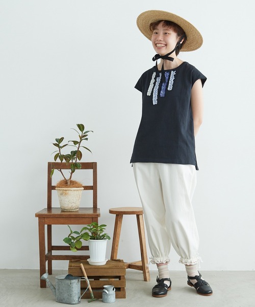 chambre de charme（シャンブルドゥシャーム）の「cdc UPサイクルフリルたたきつけ ノースリプルオーバー（Tシャツ/カットソー・レディース・ホワイト/サックスブルー/ネイビー・FREE）」の16枚目の写真