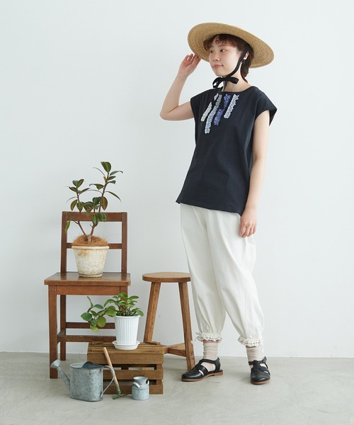 chambre de charme（シャンブルドゥシャーム）の「cdc UPサイクルフリルたたきつけ ノースリプルオーバー（Tシャツ/カットソー・レディース・ホワイト/サックスブルー/ネイビー・FREE）」の21枚目の写真