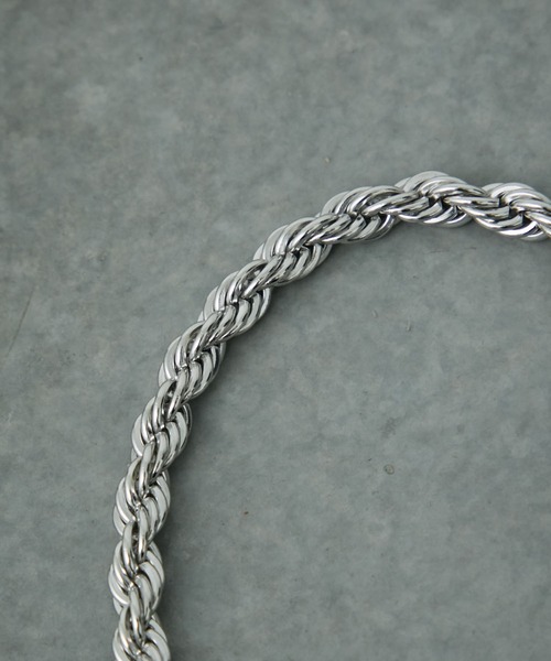 PUBLIC TOKYO（パブリックトウキョウ）の「トリプルチェーンネックレス（ネックレス・メンズ・グレー・FREE）」の3枚目の写真