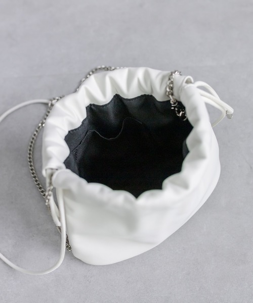 mystic(ミスティック)の「シャーリングミニショルダーBAG(ショルダーバッグ・レディース・ホワイト/シルバー/ゴールド/ブラック・ONE SIZE)」の11枚目の写真
