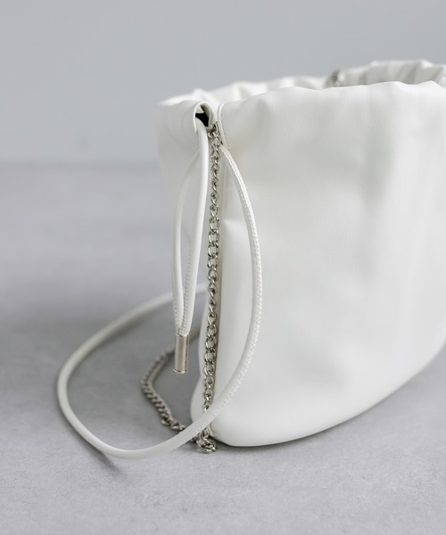 mystic(ミスティック)の「シャーリングミニショルダーBAG(ショルダーバッグ・レディース・ホワイト/シルバー/ゴールド/ブラック・ONE SIZE)」の12枚目の写真