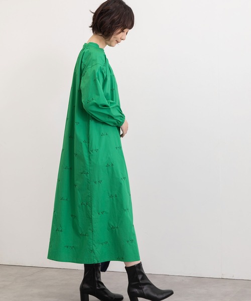 POU DOU DOU（プードゥドゥ）の「hanger刺繍ローンボトルネック2wayワンピース（ワンピース・レディース・ブラック/グリーン/グレー系その他・3）」の16枚目の写真