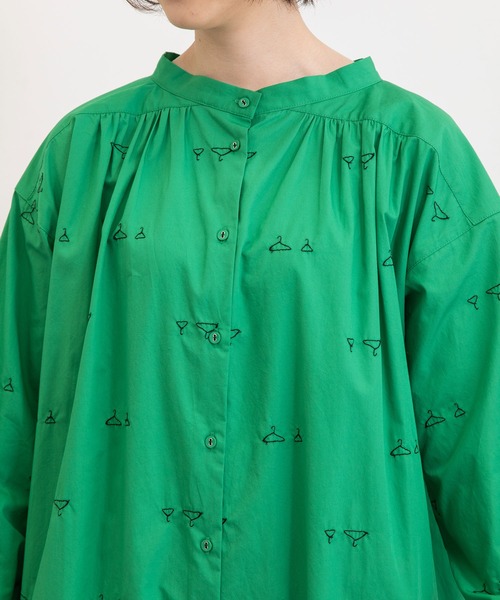 POU DOU DOU（プードゥドゥ）の「hanger刺繍ローンボトルネック2wayワンピース（ワンピース・レディース・ブラック/グリーン/グレー系その他・3）」の21枚目の写真