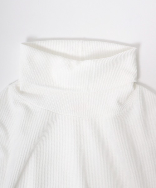 Healthknit（ヘルスニット）の「Healthknit（ヘルスニット）ベーシック ワッフルタートルネック長袖ロンT メンズ レディース ユニセックス/サーマル無地・ボーダー/1P（Tシャツ/カットソー・レディース・オフホワイト/ブラック/ブラック×ホワイト/レッド系その他/ネイビー×ホワイト/ブルー系その他/ブラウン系その他/グリーン系その他・M/L/XL）」の14枚目の写真