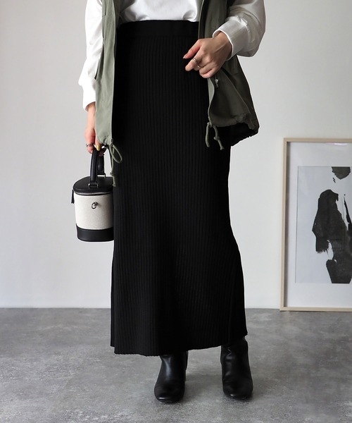 Riberry（リベリー）の「ニットロングナロースカート（スカート・レディース・アイボリー/ブラック/オレンジ/グリーン・MEDIUM）」の5枚目の写真