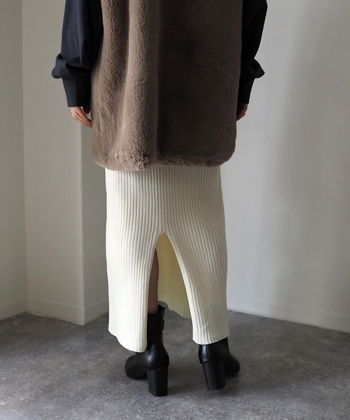 Riberry（リベリー）の「ニットロングナロースカート（スカート・レディース・アイボリー/ブラック/オレンジ/グリーン・MEDIUM）」の16枚目の写真