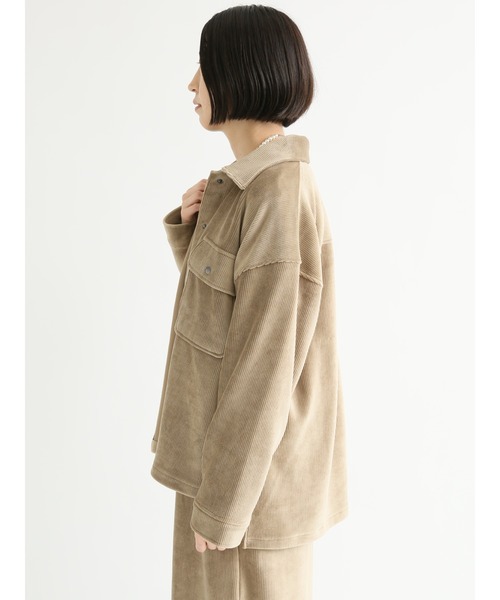 Lugnoncure(ルノンキュール)の「コーデュロイCPOジャケット【セットアップ可】(ノーカラージャケット・レディース・オフホワイト/モカ/チャコール・フリ-)」の8枚目の写真
