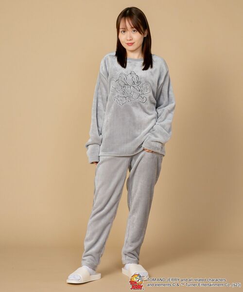 【TOM and JERRY/トムとジェリ―】もこもこボア ルームウェアセットアップ 上下セット(ルームウェア/パジャマ)|TOM&JERRY(トムアンドジェリー) 【TOM and JERRY/トムとジェリ―】もこもこボア ルームウェアセットアップ 上下セット(ルームウェア/パジャマ)|TOM&JERRY(トムアンドジェリー)